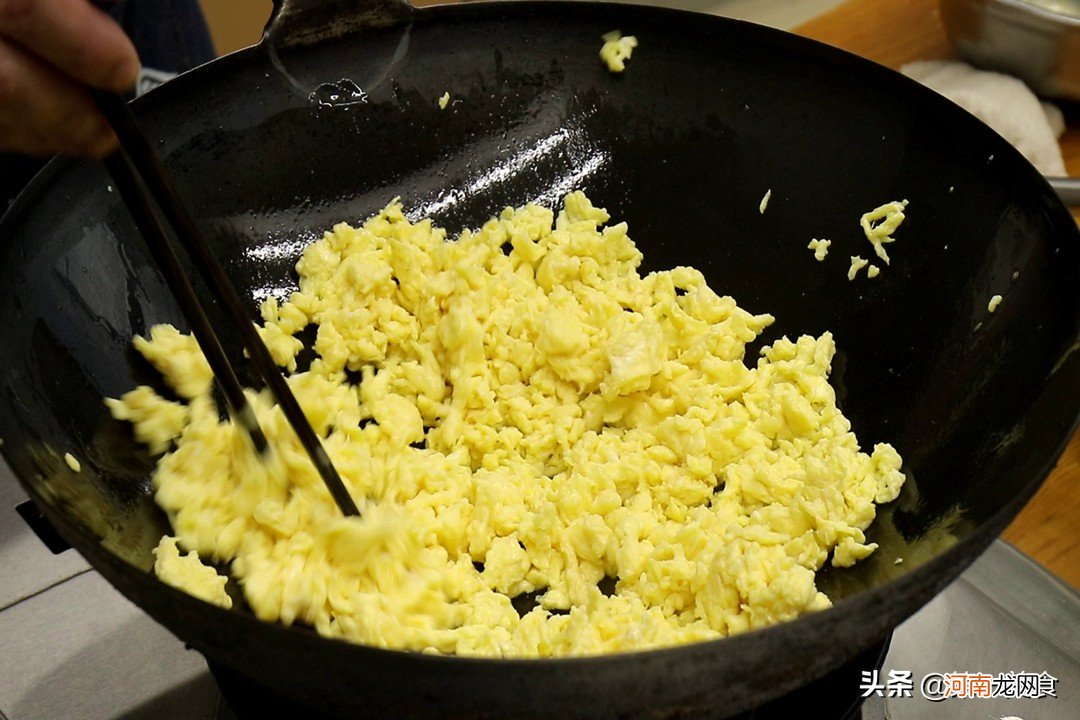 韭菜鸡蛋馅饺子这么调，韭菜鸡蛋饺子怎么调馅