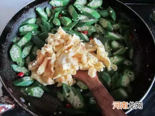 秋葵炒鸡蛋的简单做法
