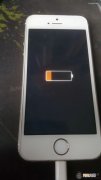 苹果手机突然黑屏开不了机怎么办？
