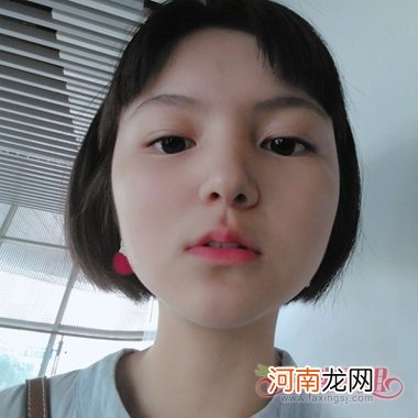 大圆脸女生合适齐耳短发造型吗 小女生修剪齐耳短发发型图片