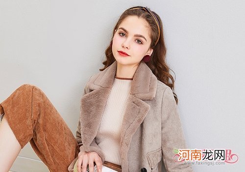 头发少就应当烫卷丰硕发量 头发少女孩百变烫发做真?女神