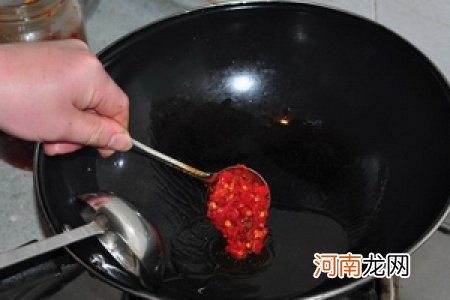 鱼香红油菜苔的做法