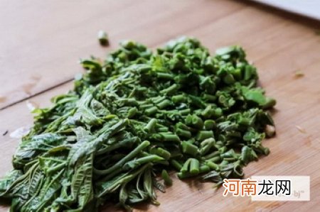 香椿拌豆腐的做法