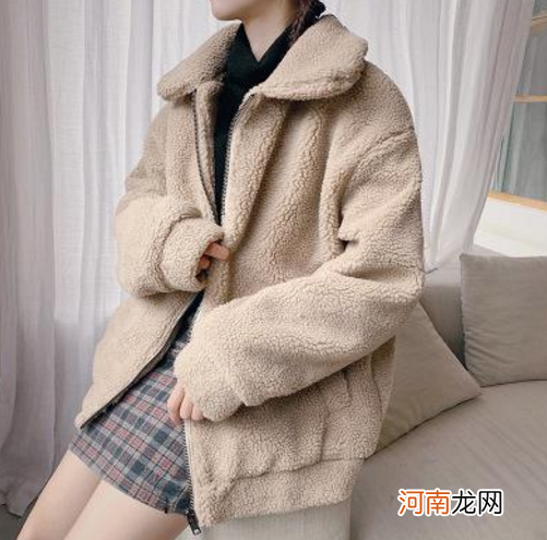 衣服染色后还能恢复原状吗？ 衣服染色后如何恢复原色？