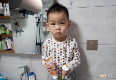 如何选择二岁宝宝的牙膏 二岁宝宝用什么牙膏？