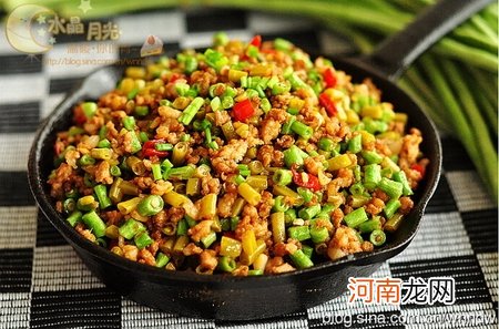 烂肉酸豆角的做法