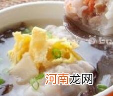 儿童食谱馄饨类：虾仁香菇馄饨