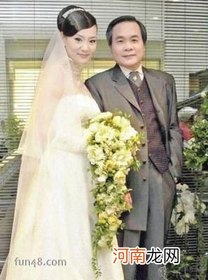 40岁刘雪华年轻照片也是美女 刘雪华丈夫坠楼身亡被疑谋害亲夫