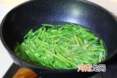 扁豆炒肉丝家常做法与窍门