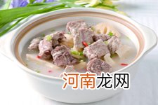 莲菜排骨汤的做法