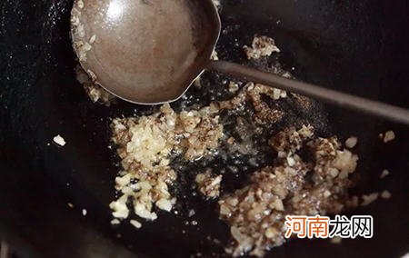 简易版家庭黑椒汁调配方法