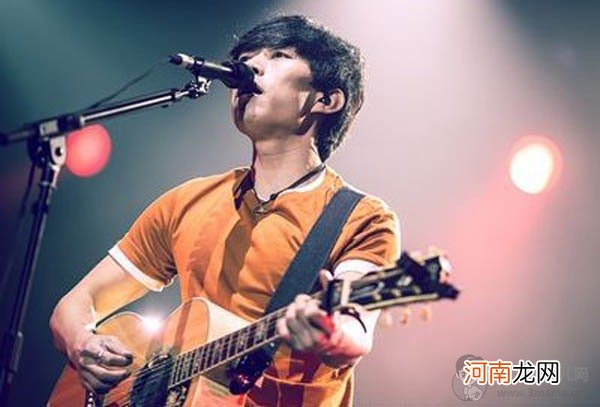 我是歌手第五季突围赛名单都有谁 赵雷为何不参加10进7