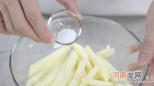 简易少油的烤箱版烤薯条