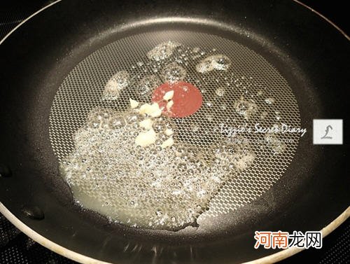 泡菜明太子炒乌龙面