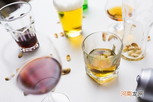 3种非常容易伤肝的“酒”公布，酒瘾再大也别整箱往家搬，或自找麻烦