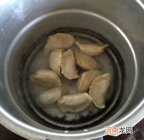 高压锅煮饺子的恰当方法