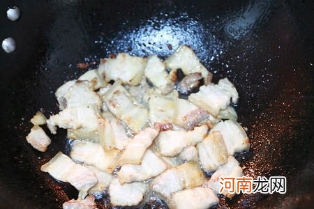 五花肉炒苦瓜的做法