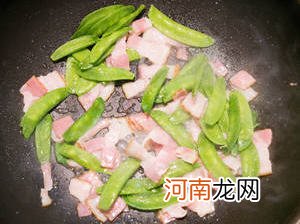 扁豆培根炒甜鸡蛋