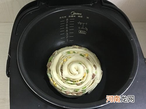 手撕香肠饼电饭煲版