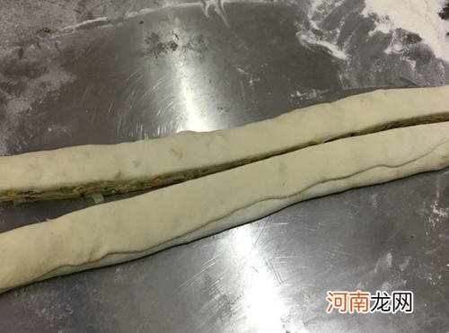 手撕香肠饼电饭煲版