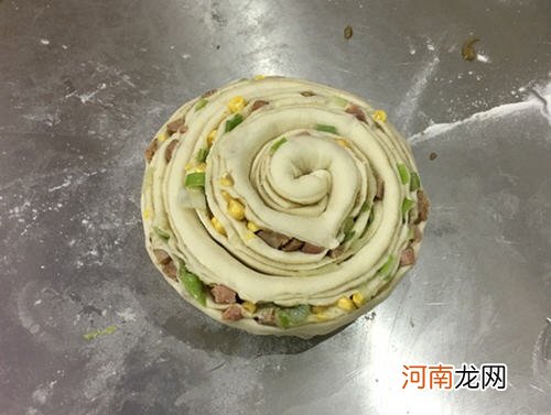 手撕香肠饼电饭煲版