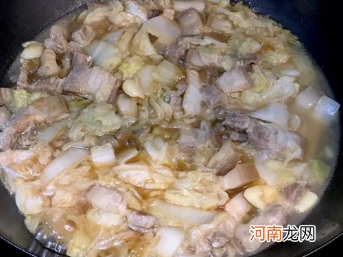 大白菜炖五花肉