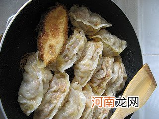 正宗七家湾牛肉锅贴