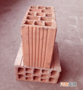 空心砖价格怎么样，什么是空心砖材料呢？