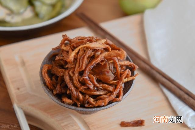 女性宁可挨饿，也要避开这四类食材，不愿衰退加速，尽可能管住嘴