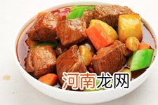 土豆红烧肉的做法