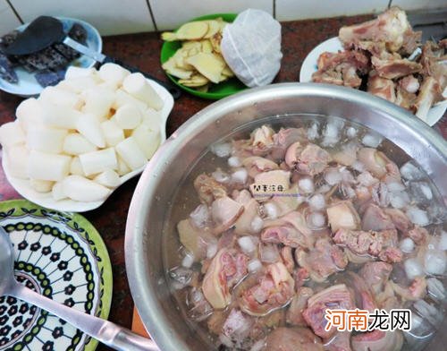 wmf快易锅做白萝卜炖羊肉