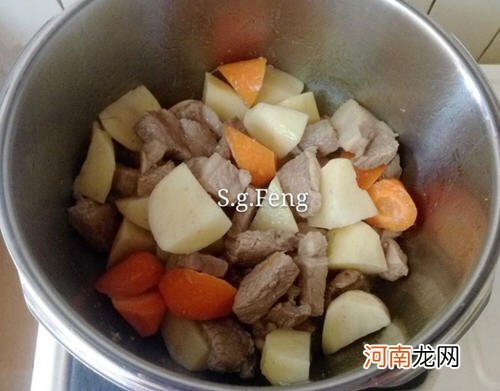 wmf高压锅做土豆炖肉