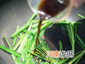 鸡蛋炒韭菜恰当做法