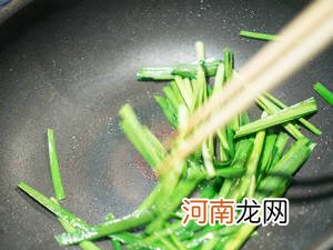 鸡蛋炒韭菜恰当做法