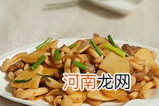 冬笋炒肉的做法