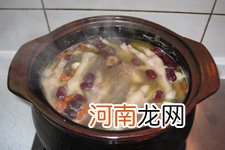 鸡脚煲汤