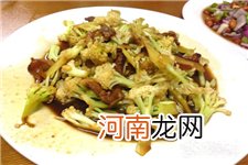 菜花炒肉的做法