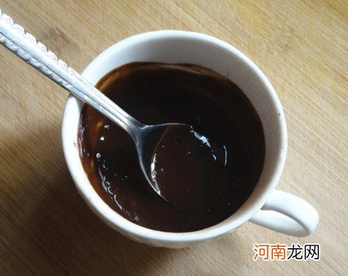 奶茶龟苓膏