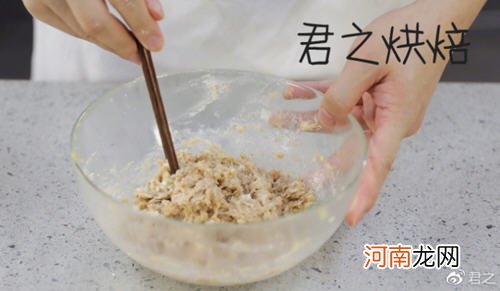 电饼铛烤豆腐肉饼