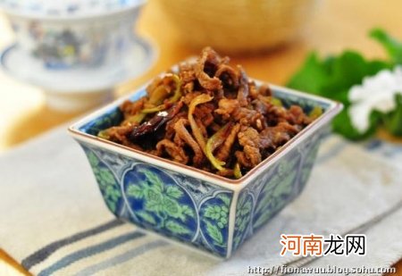 孜然干煸牛肉丝的做法