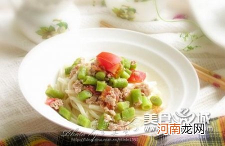 豇豆拌面的做法