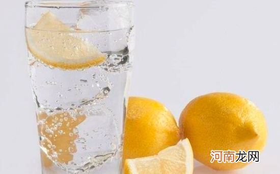 常喝柠檬水能够美白吗