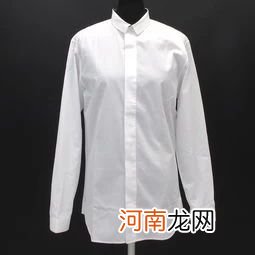 没有熨斗怎么处理褶皱衣服