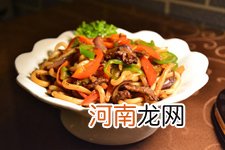 肉眼牛排炒意粉的做法