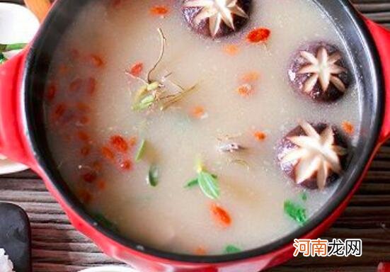 龙骨火锅汤底怎么做好吃