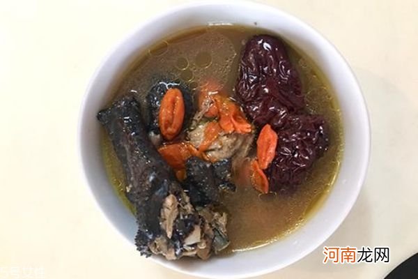 乌鸡汤能够每天喝吗 乌鸡汤的做法