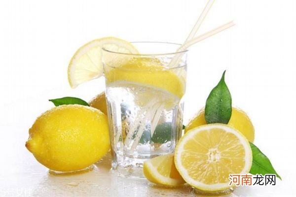 喝柠檬水的益处和坏处 喝柠檬水的禁忌