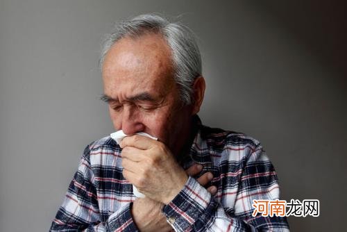 秋天干躁易伤肺 这种方法缓解咽喉痛