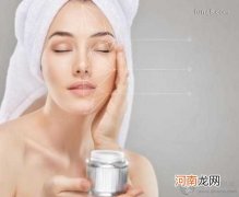 正确的护肤顺序是什么?精华眼霜面霜先用哪个?