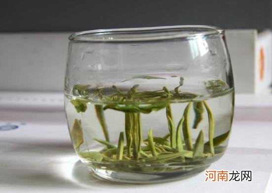 早晨起来喝茶水好吗